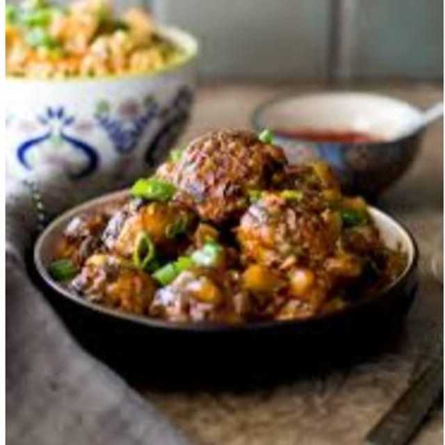 Vegetable Manchurian Royale.