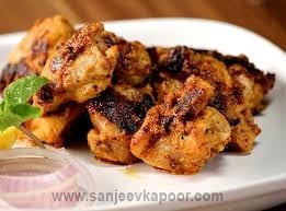 Chicken Achaari Tikka.
