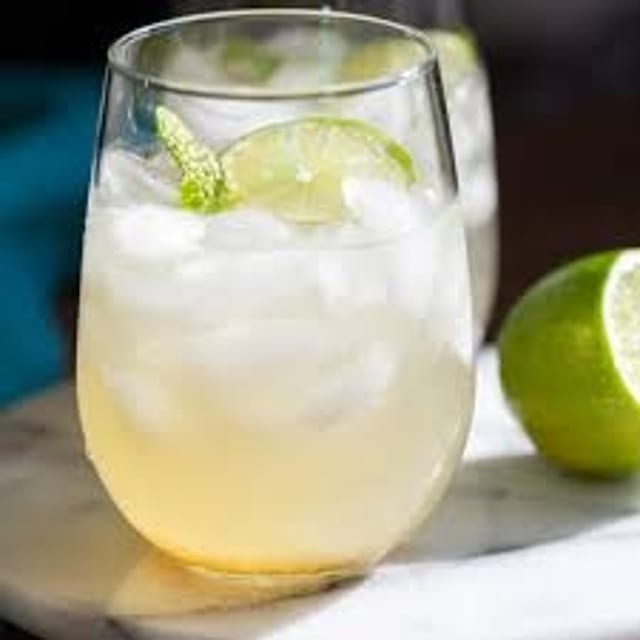 Fresh Lime Shikanji.
