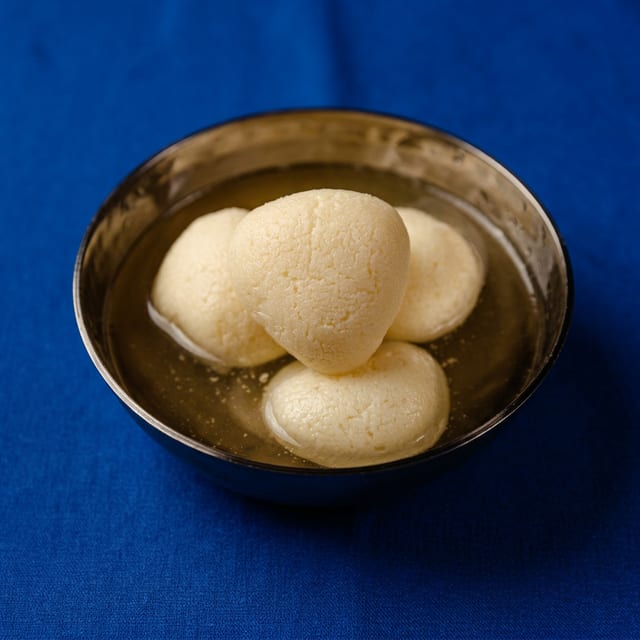 Rasgulla Royale.